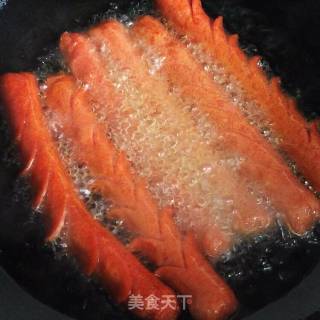 麻辣火腿肠的做法步骤：3