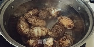 烩芋儿的做法步骤：2