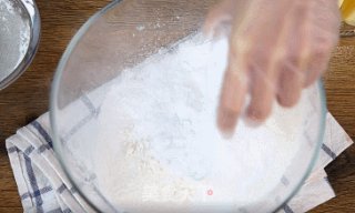 【黑糖珍珠脏脏泡芙】一言不合就爆浆的做法步骤：1