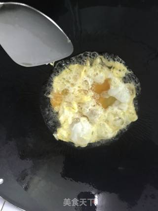 番茄炒蛋的做法步骤：3
