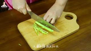 韩式辣海鲜面的做法步骤：3