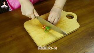 韩式辣海鲜面的做法步骤：4