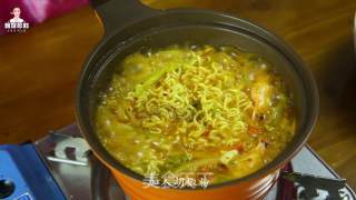 韩式辣海鲜面的做法步骤：12