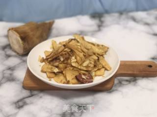 冬笋炒腊肉的做法步骤：9