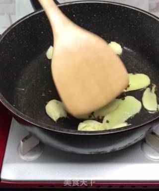 萝卜炖牛腩的做法步骤：2
