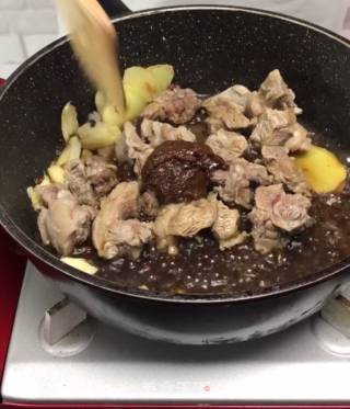 萝卜炖牛腩的做法步骤：4