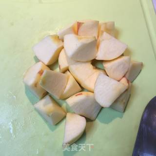 红枣苹果汤的做法步骤：2