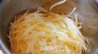 香辣土豆丝的做法步骤：3