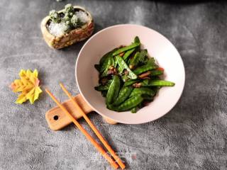 荷兰豆炒腊肉的做法步骤：11