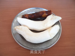 腊肠炒杏鲍菇的做法步骤：1