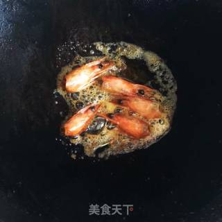 酱油虾仁炒饭的做法步骤：4