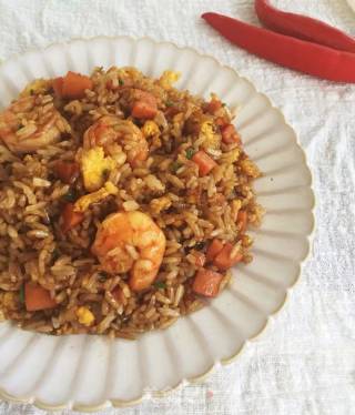 酱油虾仁炒饭的做法步骤：13