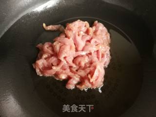 肉丝带底(怎么让肉丝更滑嫩)的做法步骤：6