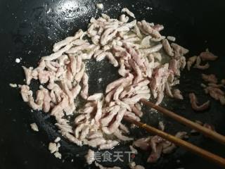 肉丝带底(怎么让肉丝更滑嫩)的做法步骤：7