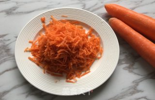 肉桂胡萝卜蛋糕的做法步骤：2