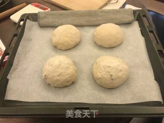 葡萄干面包的做法步骤：8