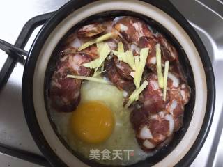 腊肠煲仔饭的做法步骤：6