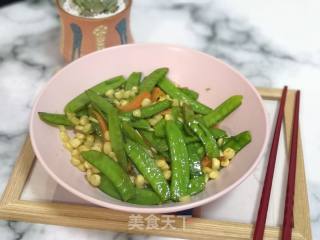 玉米煸炒荷兰豆的做法步骤：6