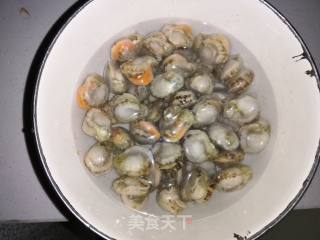 蚝油扇贝的做法步骤：1
