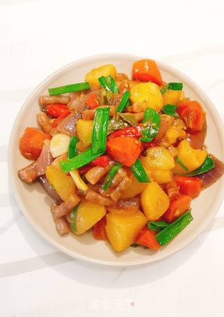 香辣腊肠烧土豆的做法步骤：11