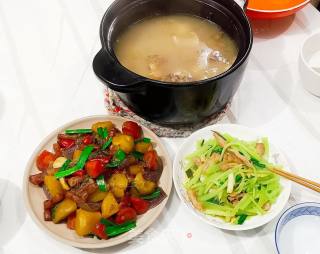 香辣腊肠烧土豆的做法步骤：12