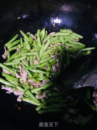 干煸四季豆的做法步骤：5