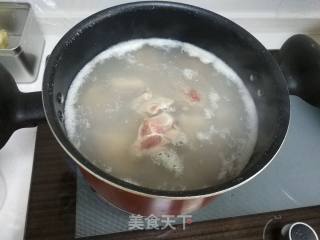 猴头菇排骨汤的做法步骤：4