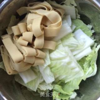 水煮豆皮肉片的做法步骤：4