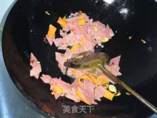 西葫芦炒火腿的做法步骤：6