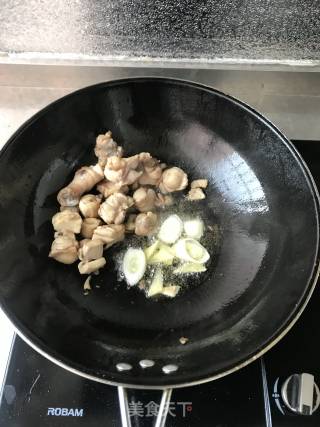 鸡块卤鹌鹑蛋的做法步骤：5
