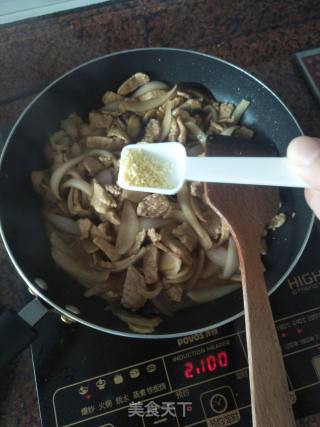 洋葱炒肉的做法步骤：7