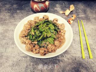 香菇丸子拼盘素炒芸豆的做法步骤：7