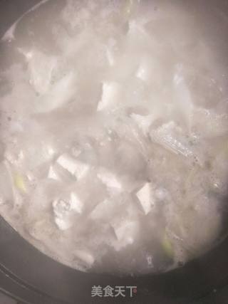 砂锅鱼头汤的做法步骤：8