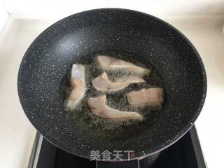 五香熏鱼的做法步骤：7