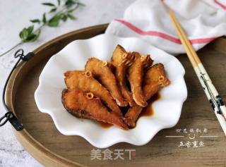五香熏鱼的做法步骤：14