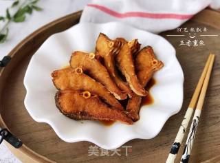 五香熏鱼的做法步骤：15