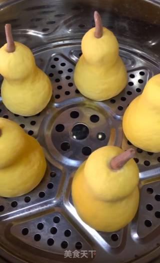 豆沙馅梨馒头的做法步骤：7