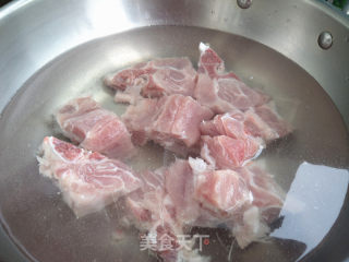 花菇排骨汤的做法步骤：4