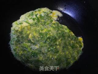 芹菜叶炒鸡蛋的做法步骤：6