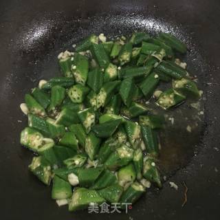 蒜蓉炒秋葵的做法步骤：7
