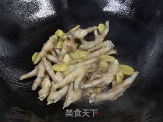 家常烧鸡爪的做法步骤：4