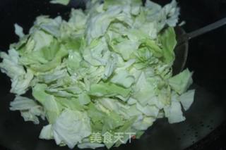 #腊味#香肠炒牛心菜的做法步骤：4