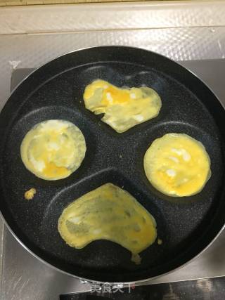 蛋饺的做法步骤：2