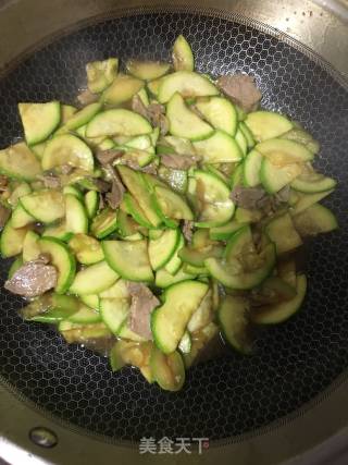 西胡炒肉的做法步骤：7