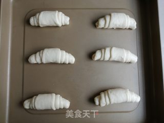 中种醇奶面包卷的做法步骤：10