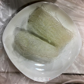 菠菜拌粉丝的做法步骤：1