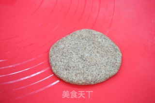 黑全麦餐包的做法步骤：7