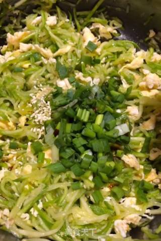 如何制作西葫芦素馅蒸饺的做法步骤：7