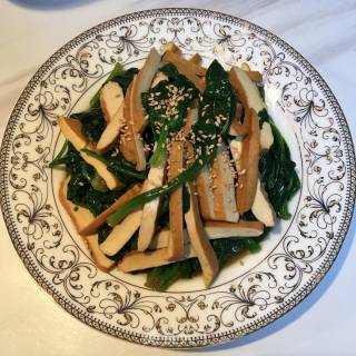 菠菜拌豆干的做法步骤：7