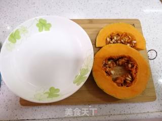 清蒸南瓜的做法步骤：1